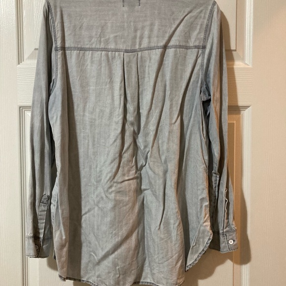 🔶Bundle 3 for 25🔶 Old Navy gray button down - Picture 5 of 5